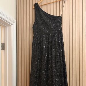 Elegant One-Shoulder Black Sequin Dress